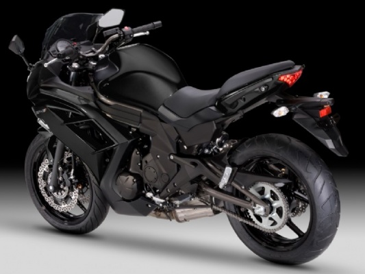 Фото мотоцикла Kawasaki ER-6f ABS